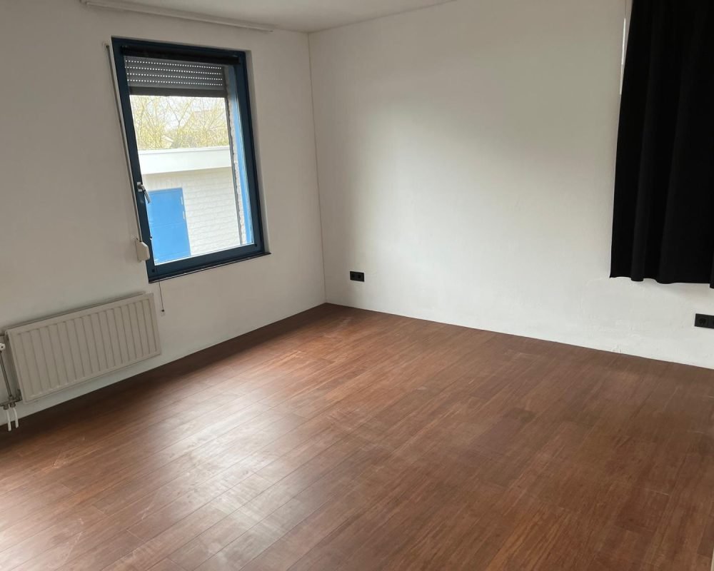 WhatsApp Image 2025-05-24 at 22.55.33