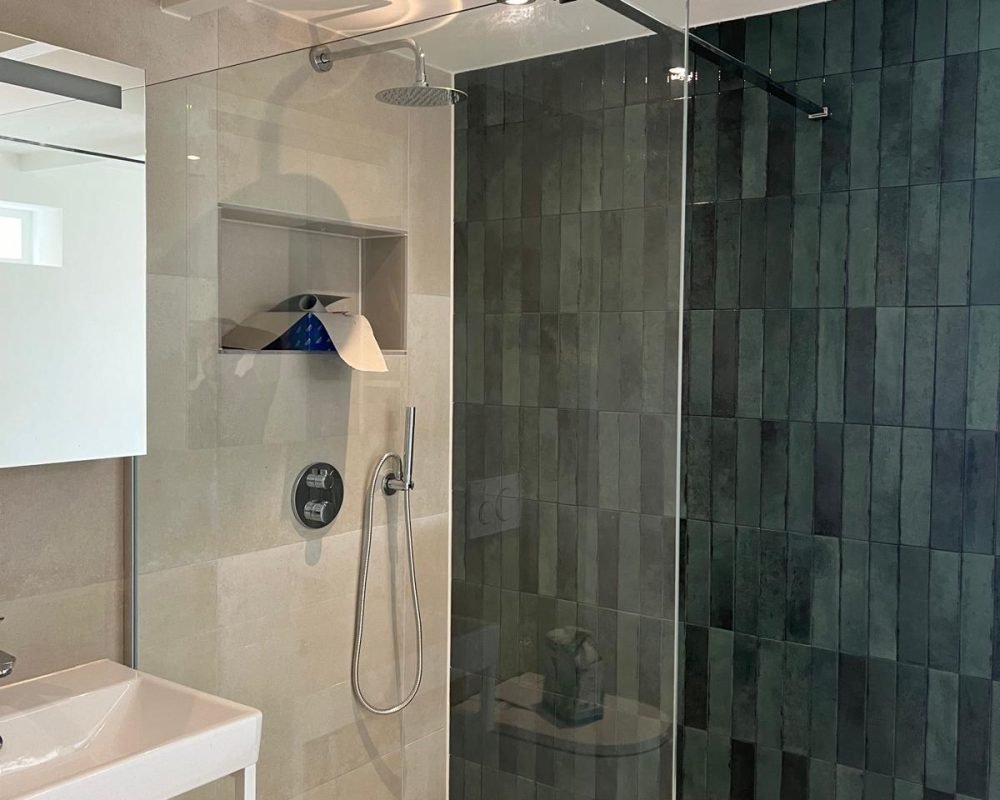 WhatsApp Image 2025-05-24 at 23.00.33